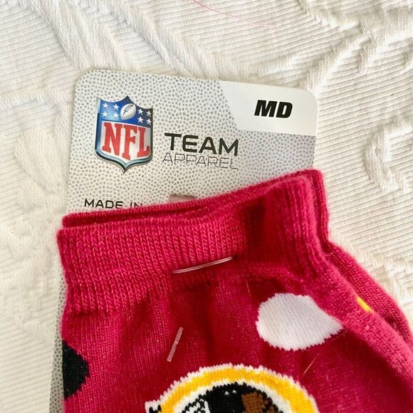 NWT NFL Washing Redskins Football Red Burgundy and Gold Commanders Size Medium - Picture 2 of 5